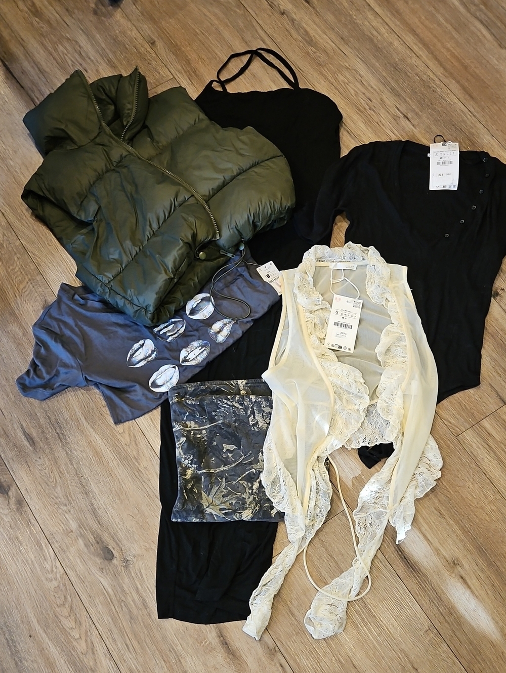 6-Pc Women’s Clothing Bundle Zara Sheer Tops + Camo + Puffer Vest